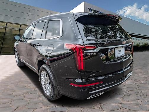 2025 Cadillac XT6 Luxury AWD