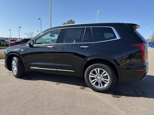 2025 Cadillac XT6 Luxury AWD
