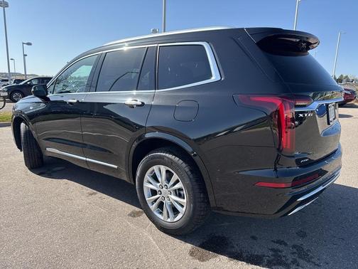 2025 Cadillac XT6 Luxury AWD