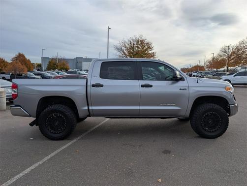 2017 Toyota Tundra SR5