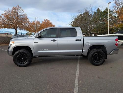 2017 Toyota Tundra SR5