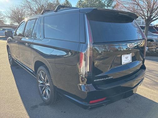 2022 Cadillac Escalade ESV Sport Platinum