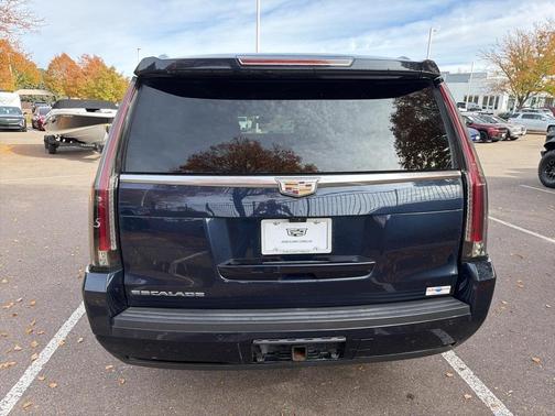 2018 Cadillac Escalade ESV Platinum