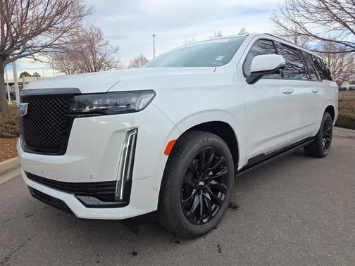 2023 Cadillac Escalade ESV Sport Platinum