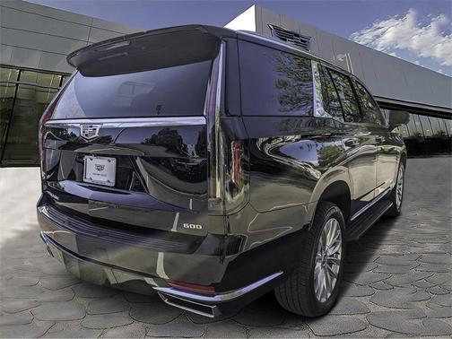2022 Cadillac Escalade Luxury