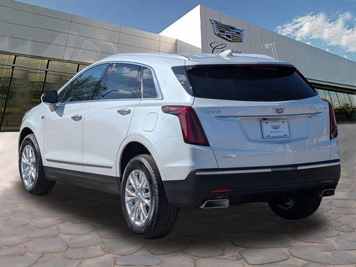 Crystal White Tri-Coat 2026 Cadillac XT5 Luxury