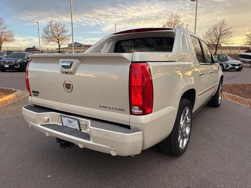 2011 Cadillac Escalade EXT Premium