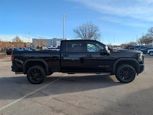 2024 GMC Sierra 2500 AT4