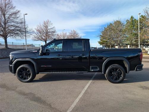 2024 GMC Sierra 2500 AT4