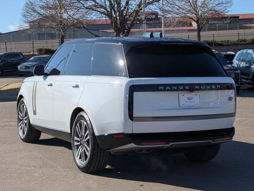 2023 Land Rover Range Rover P530 SE