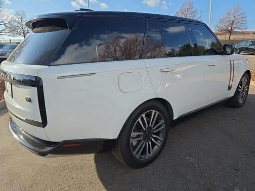 2023 Land Rover Range Rover P530 SE