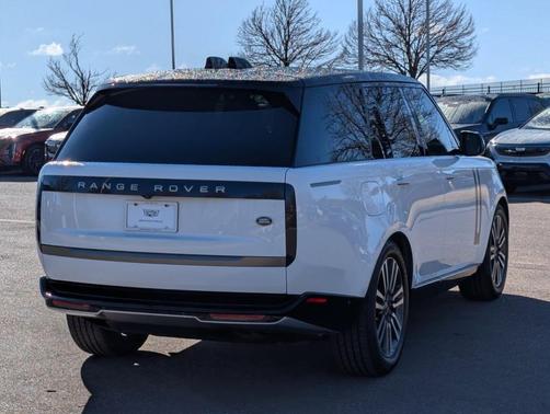 2023 Land Rover Range Rover P530 SE