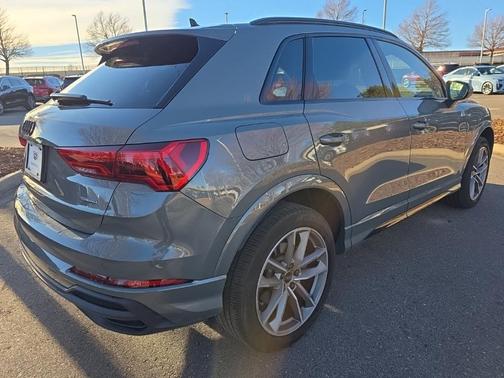 2024 Audi Q3 45 S line Premium