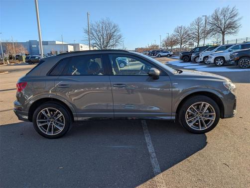 2024 Audi Q3 45 S line Premium