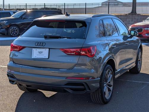 2024 Audi Q3 45 S line Premium