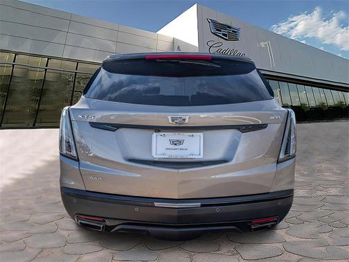 2022 Cadillac XT5 Sport