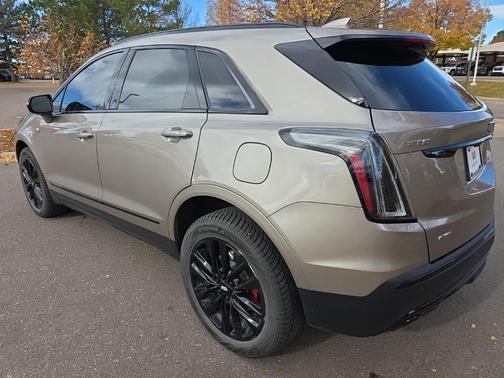 2022 Cadillac XT5 Sport