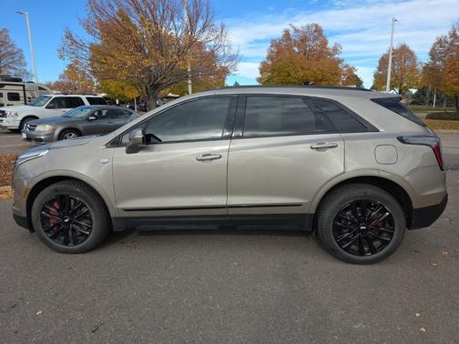 2022 Cadillac XT5 Sport