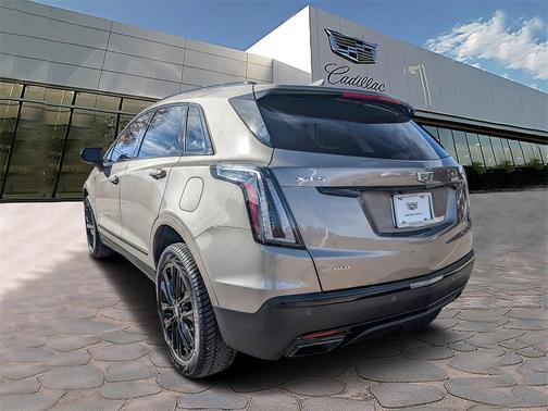 2022 Cadillac XT5 Sport