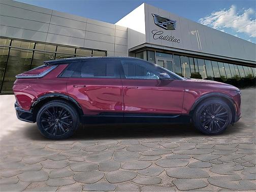 2025 Cadillac LYRIQ Sport