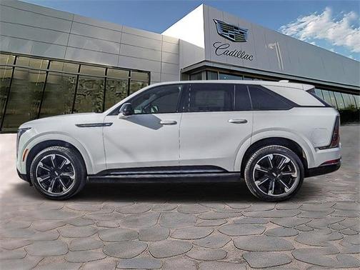 2025 Cadillac Escalade IQ 1