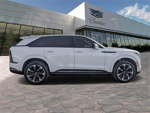 2025 Cadillac Escalade IQ 1