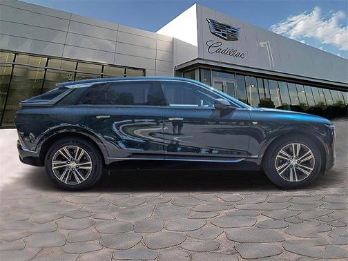 2025 Cadillac LYRIQ Luxury