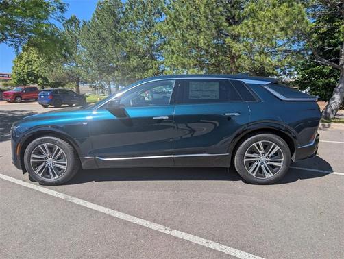 2025 Cadillac LYRIQ Luxury