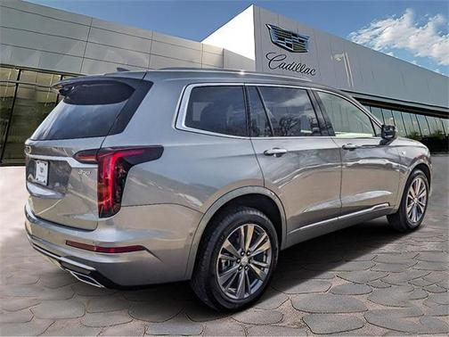 2025 Cadillac XT6 Premium Luxury AWD