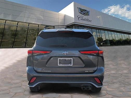 2023 Toyota Highlander XSE