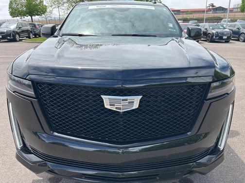 2024 Cadillac Escalade Sport