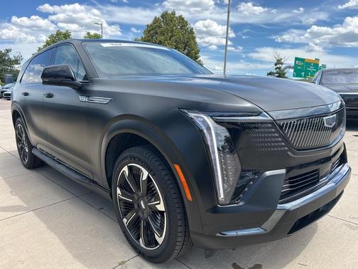 2025 Cadillac Escalade IQ Sport 2