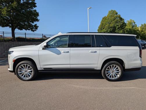 2022 Cadillac Escalade ESV Sport Platinum