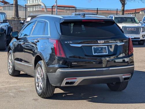 2022 Cadillac XT5 Premium Luxury
