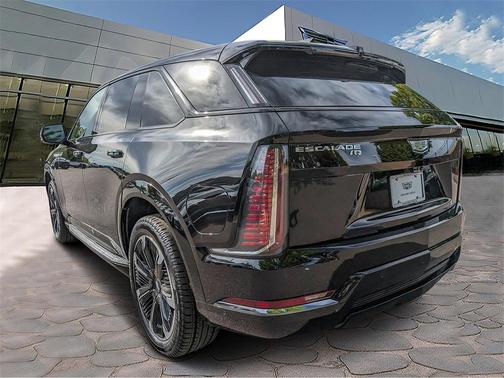 2025 Cadillac Escalade IQ Sport 1