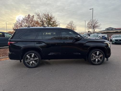 2023 Toyota Sequoia Capstone