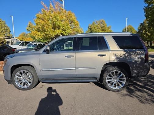 2018 Cadillac Escalade Luxury
