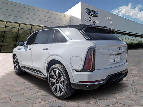 2025 Cadillac Escalade IQ Luxury 2