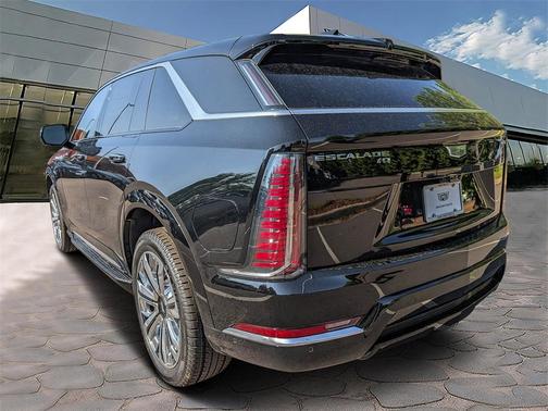 2025 Cadillac Escalade IQ Luxury 1