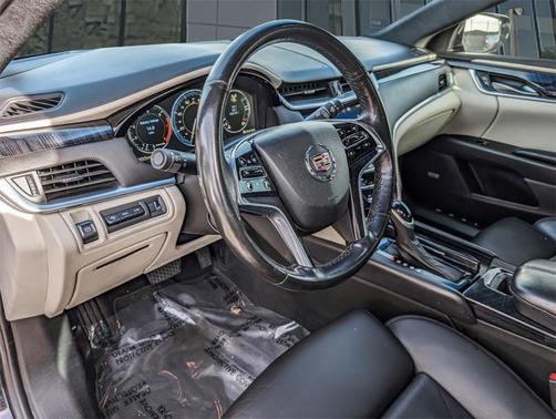 2013 Cadillac XTS Platinum