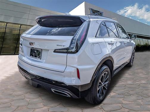 2024 Cadillac XT4 Sport