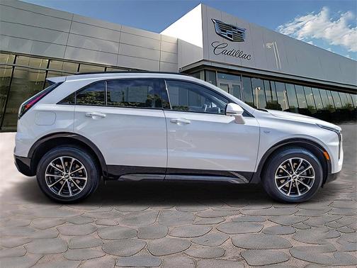 2024 Cadillac XT4 Sport