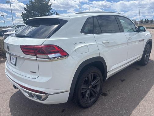 2020 Volkswagen Atlas Cross Sport 3.6L V6 SE w/Technology R-Line