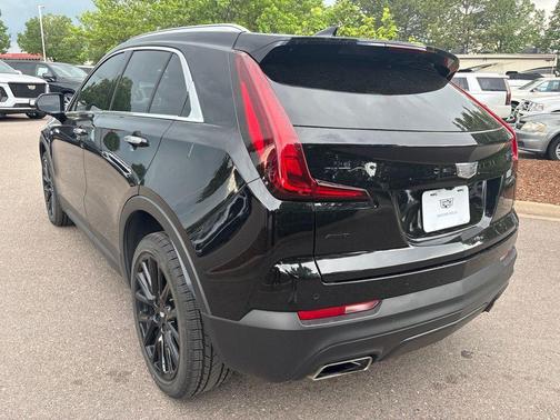 Stellar Black Metallic 2023 Cadillac XT4 Luxury