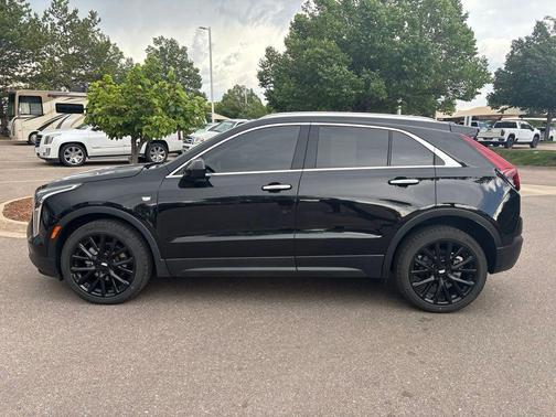 Stellar Black Metallic 2023 Cadillac XT4 Luxury