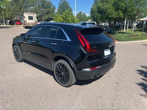 Stellar Black Metallic 2023 Cadillac XT4 Luxury