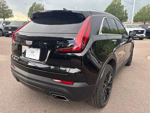 Stellar Black Metallic 2023 Cadillac XT4 Luxury