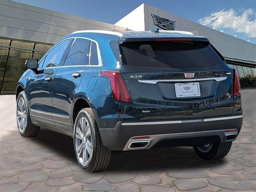 Emerald 2026 Cadillac XT5 Premium Luxury