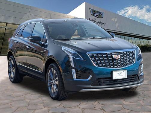 Emerald 2026 Cadillac XT5 Premium Luxury