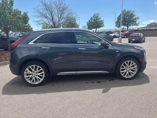 Shadow Metallic 2019 Cadillac XT4 Premium Luxury